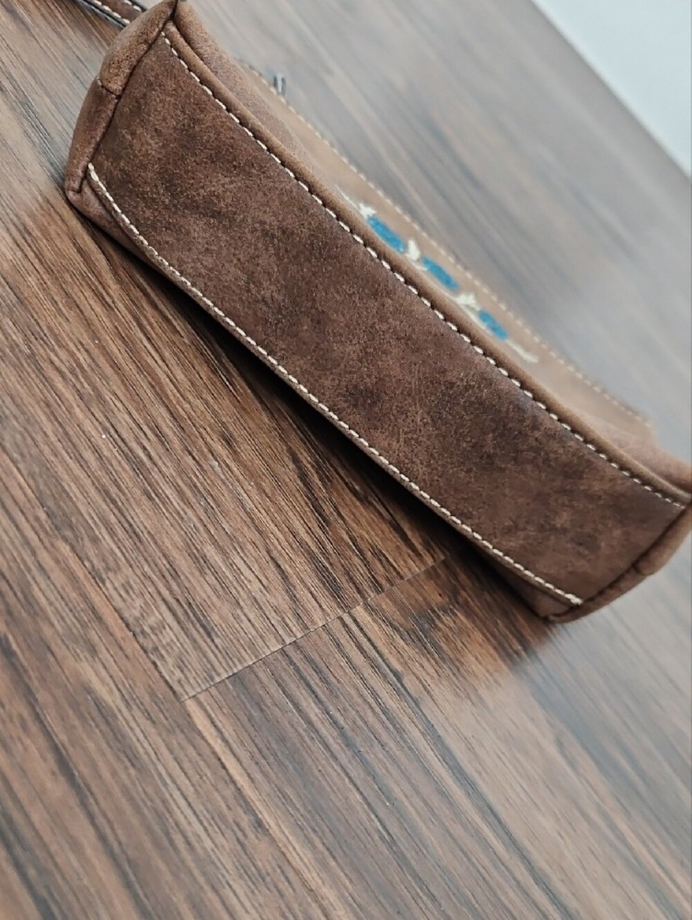 Justin Embroidered Wristlet Wallet Brown Floral - Picture 7 of 12